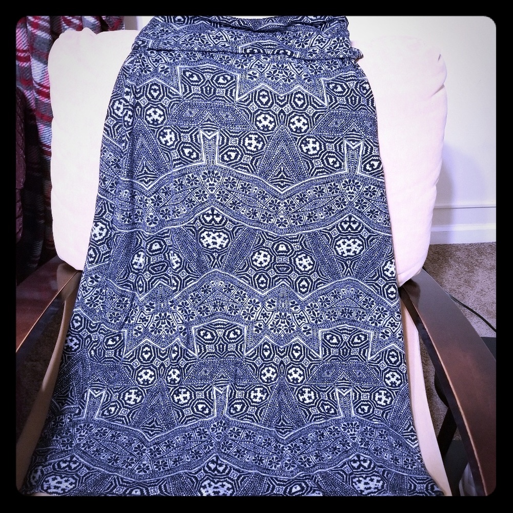 Patterned Maxi Skirt